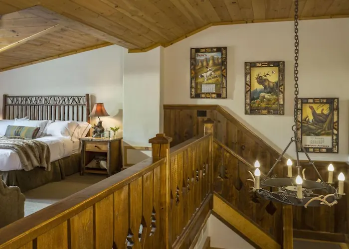 Superior Room In Whiteface Lodge - Ski Resort